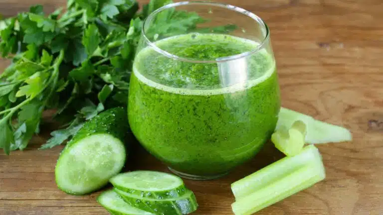 2 Easy-to-Make and Amazingly Refreshing Celery Juice Recipes