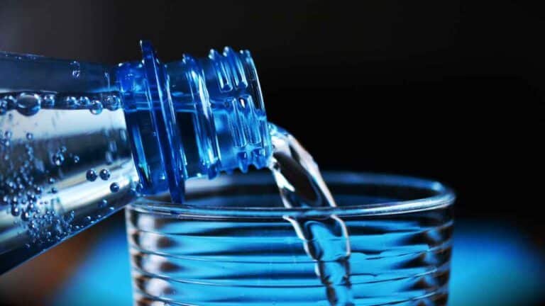 How much water is too much- water toxicity & Balancing Hydration!